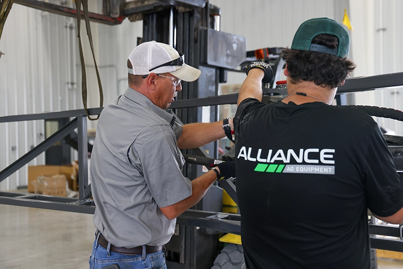 Alliance crew workers