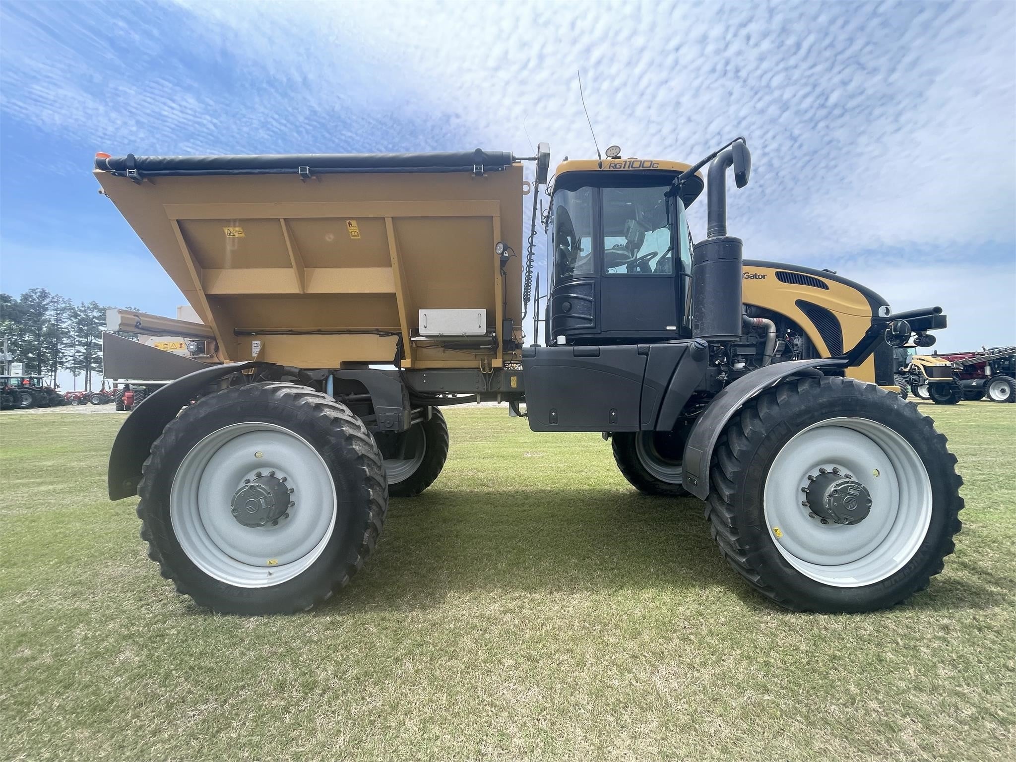2020 Rogator RG1100C