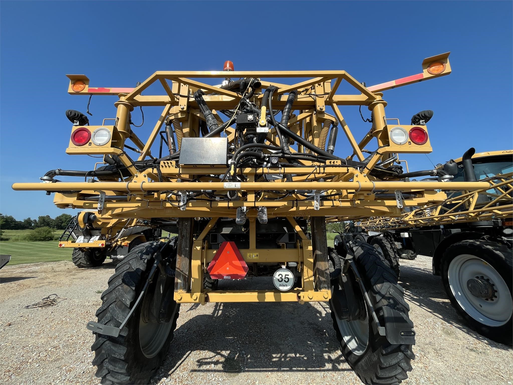 2019 Rogator RG1300C