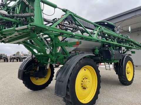 2020 John Deere R4044