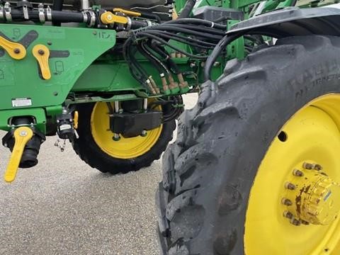 2020 John Deere R4044