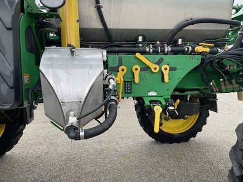 2020 John Deere R4044
