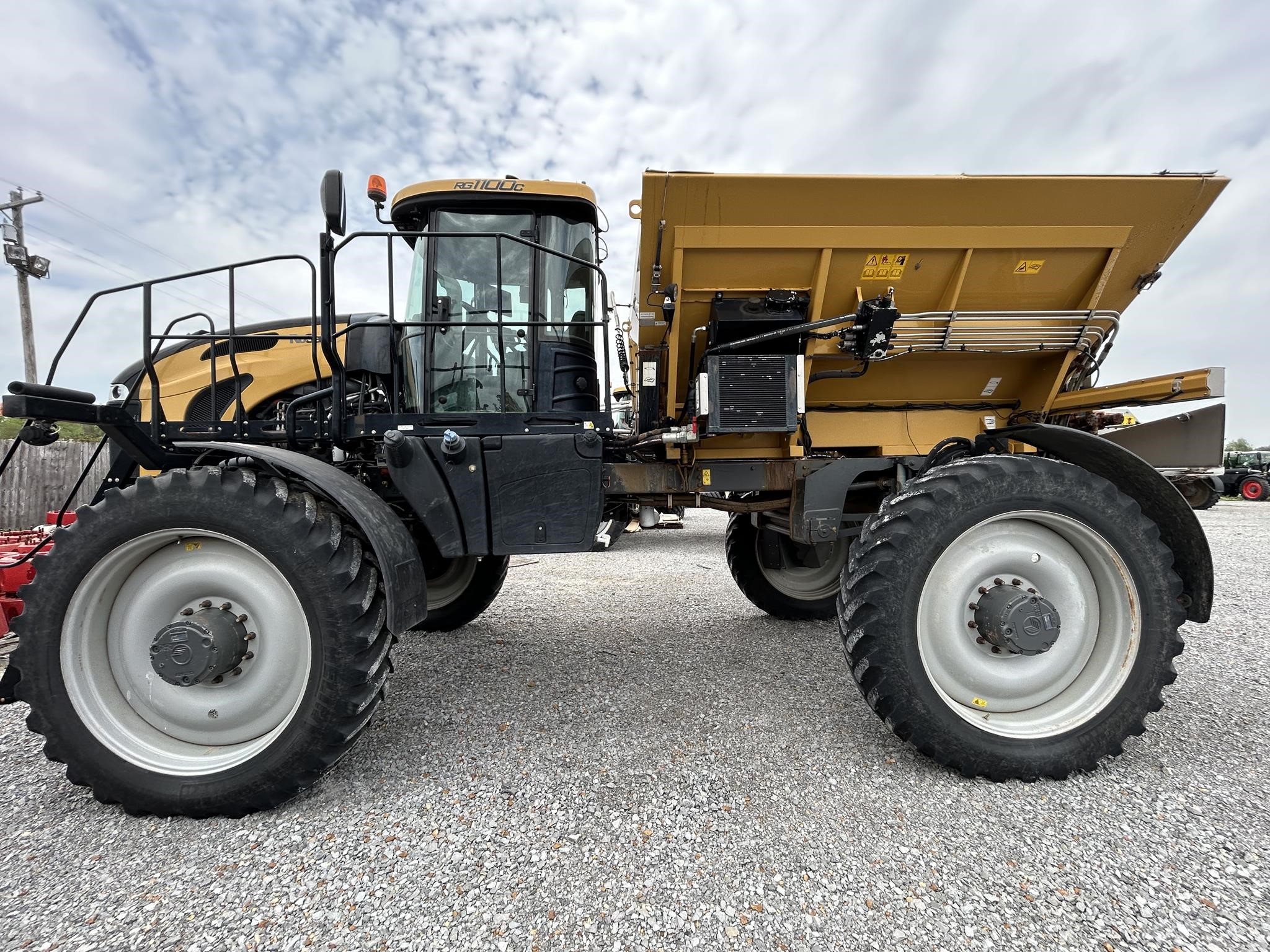2021 Rogator RG1100C