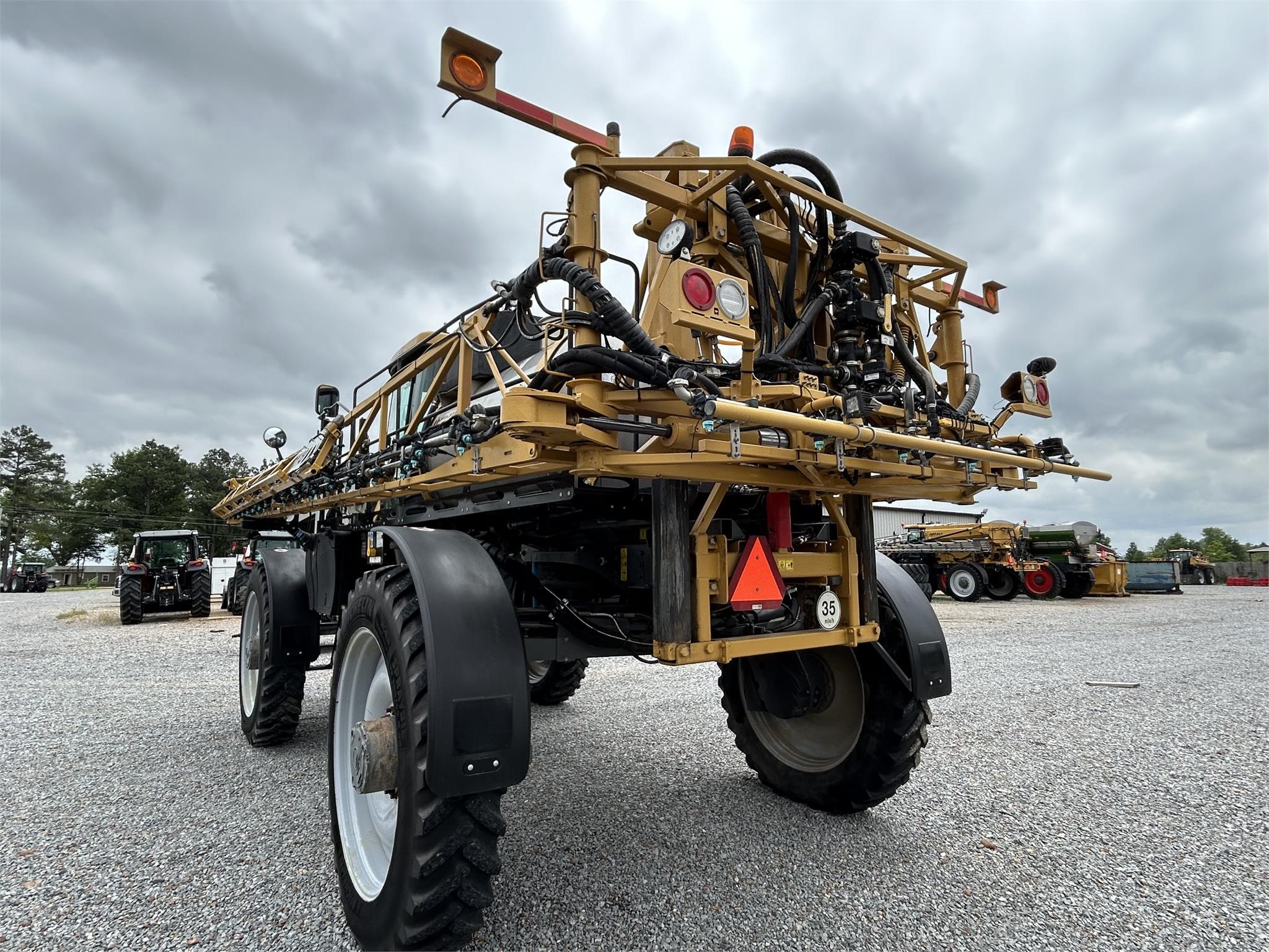2019 Rogator RG1100C