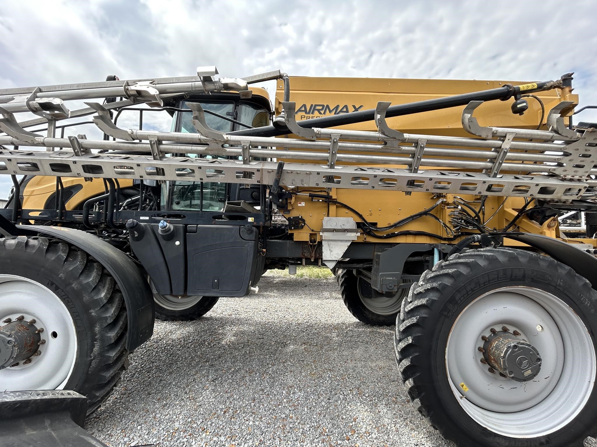 2020 Rogator RG1300C