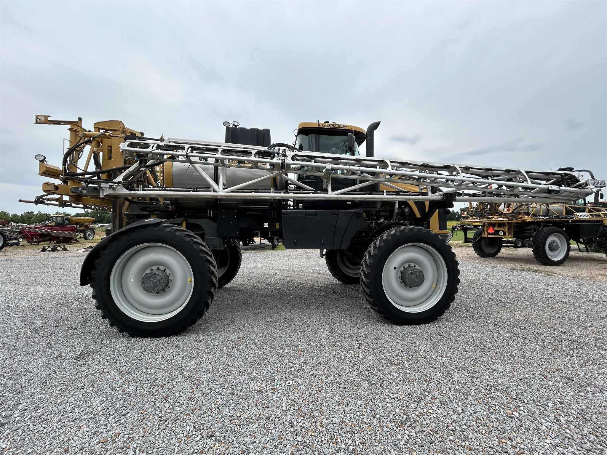 2022 Rogator RG1300C