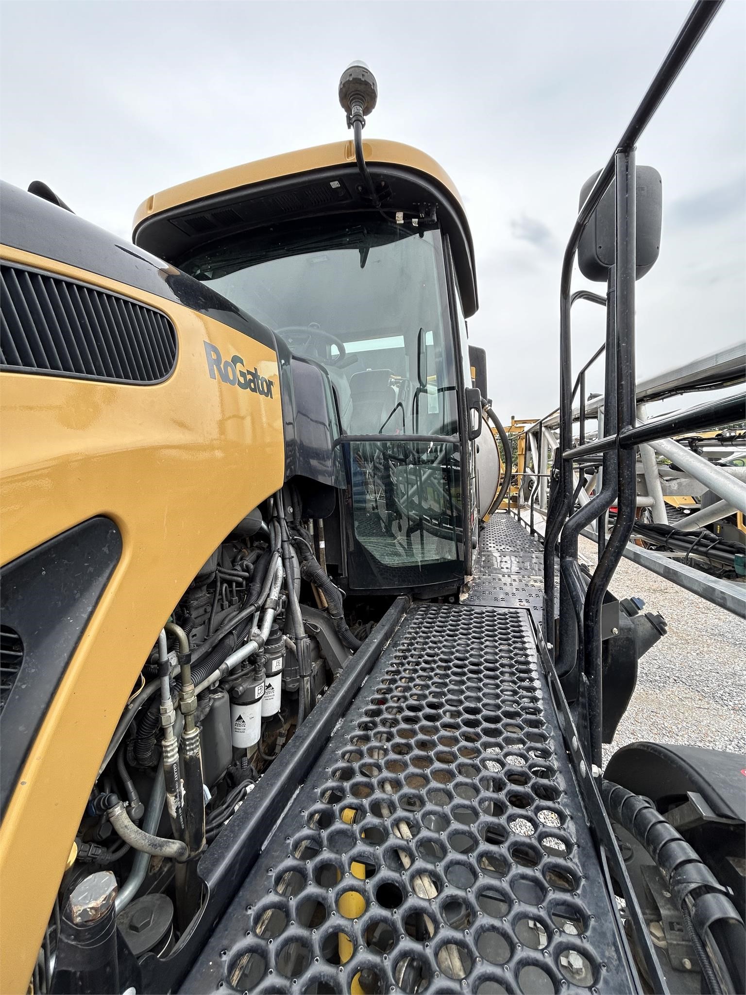 2022 Rogator RG1300C