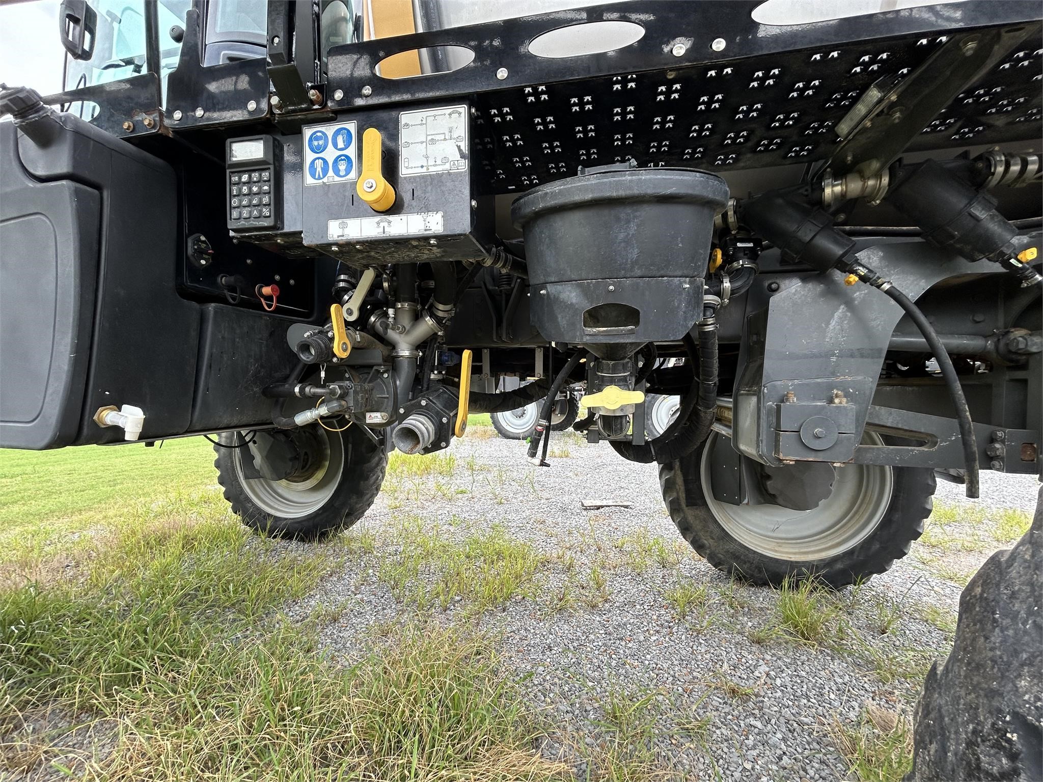 2019 Rogator RG1300C