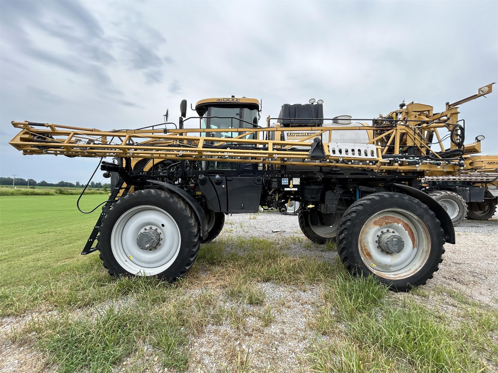 2019 Rogator RG1300C