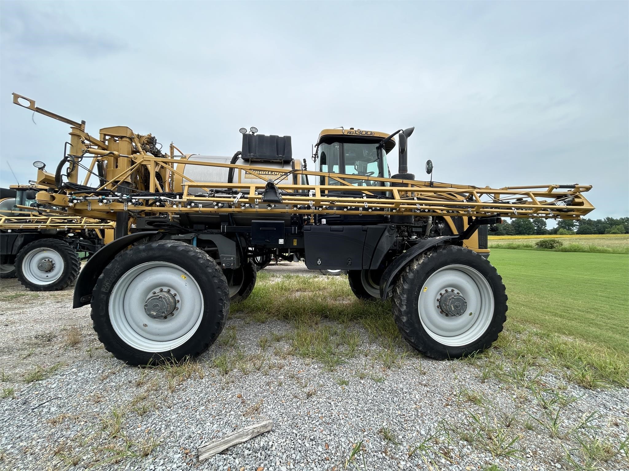 2019 Rogator RG1300C